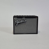 نگهدارنده پیک گیتار طرح Fender